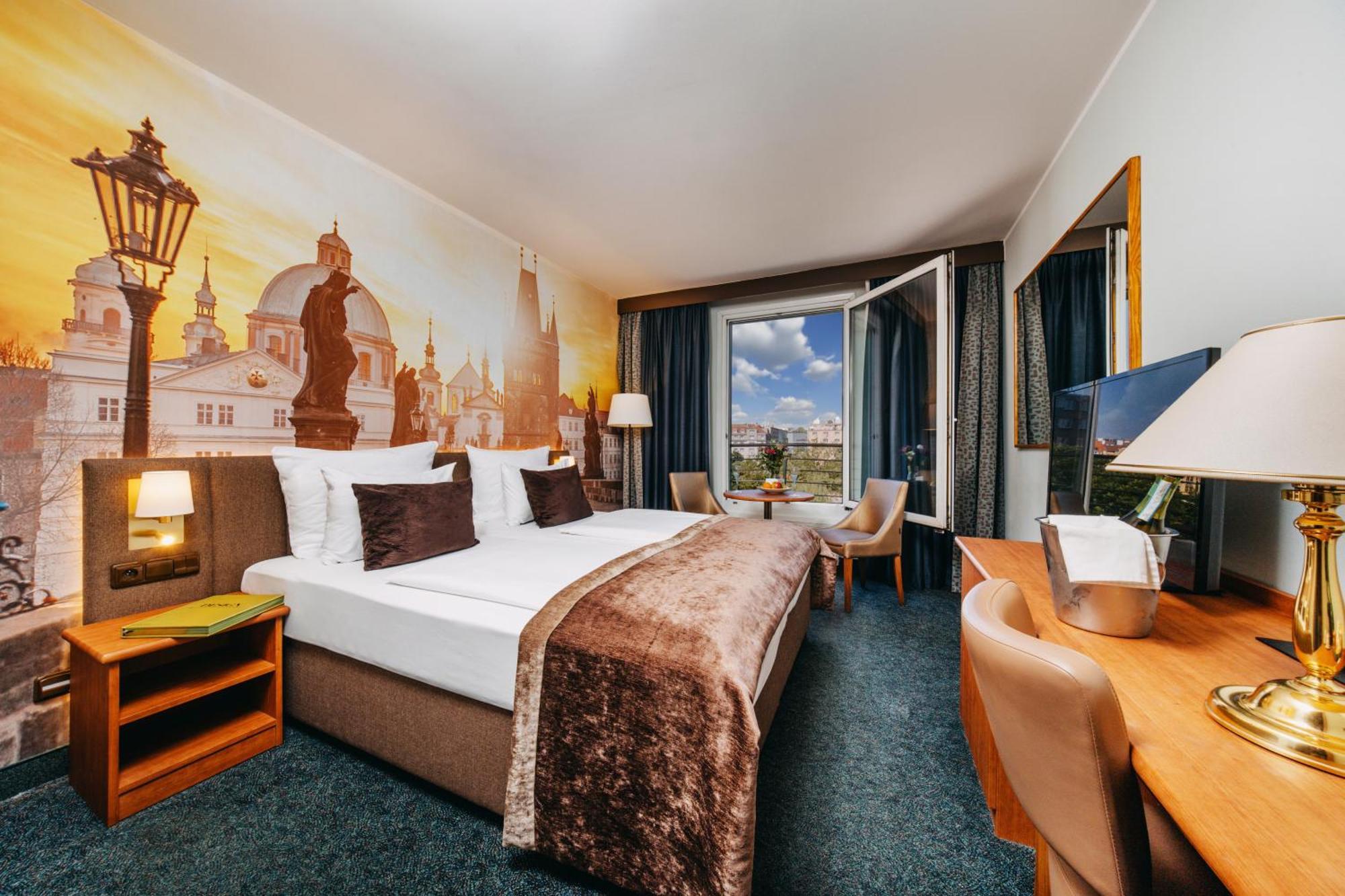 Plaza - Czech Leading Hotel 4*